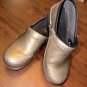 EUC- Dansko XP-  Size 39